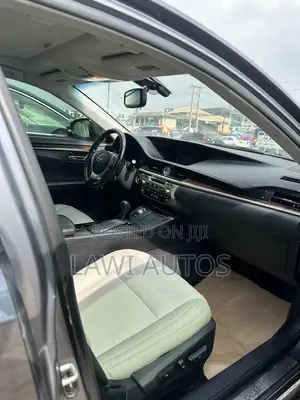 Lexus ES 350 FWD 2015 Gray