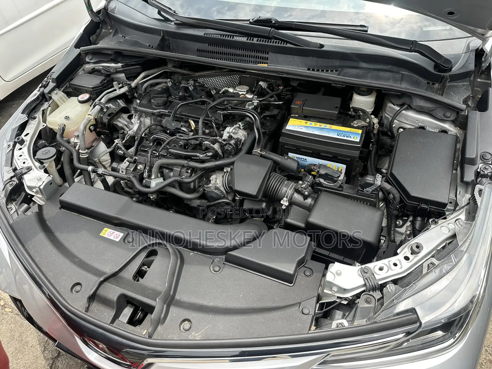 Toyota Corolla LE 2022 Silver