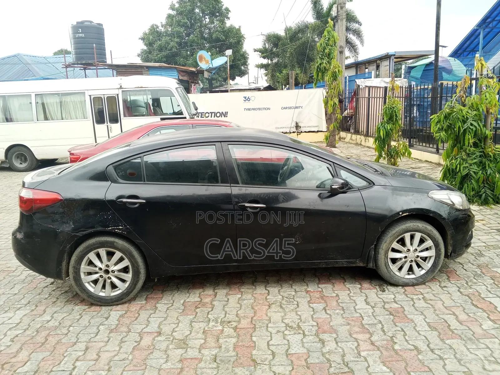Kia Cerato 2014 Black