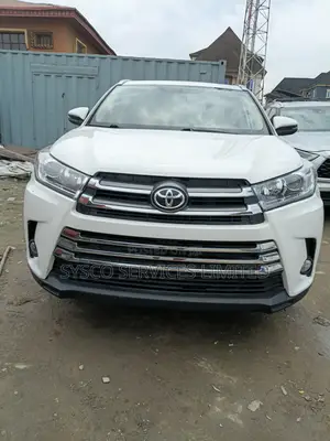 Toyota Highlander Limited Platinum 4dr SUV (3.5L 6cyl 6A) 2015 White