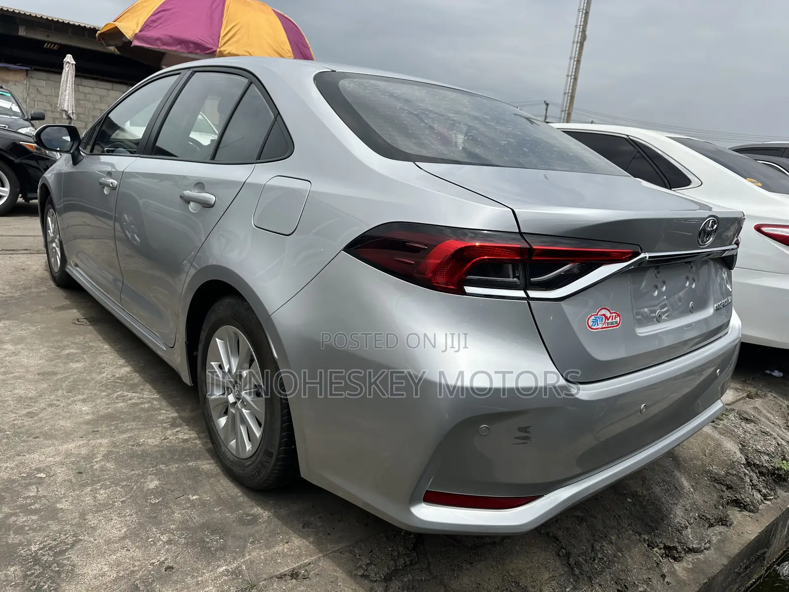 Toyota Corolla LE 2022 Silver