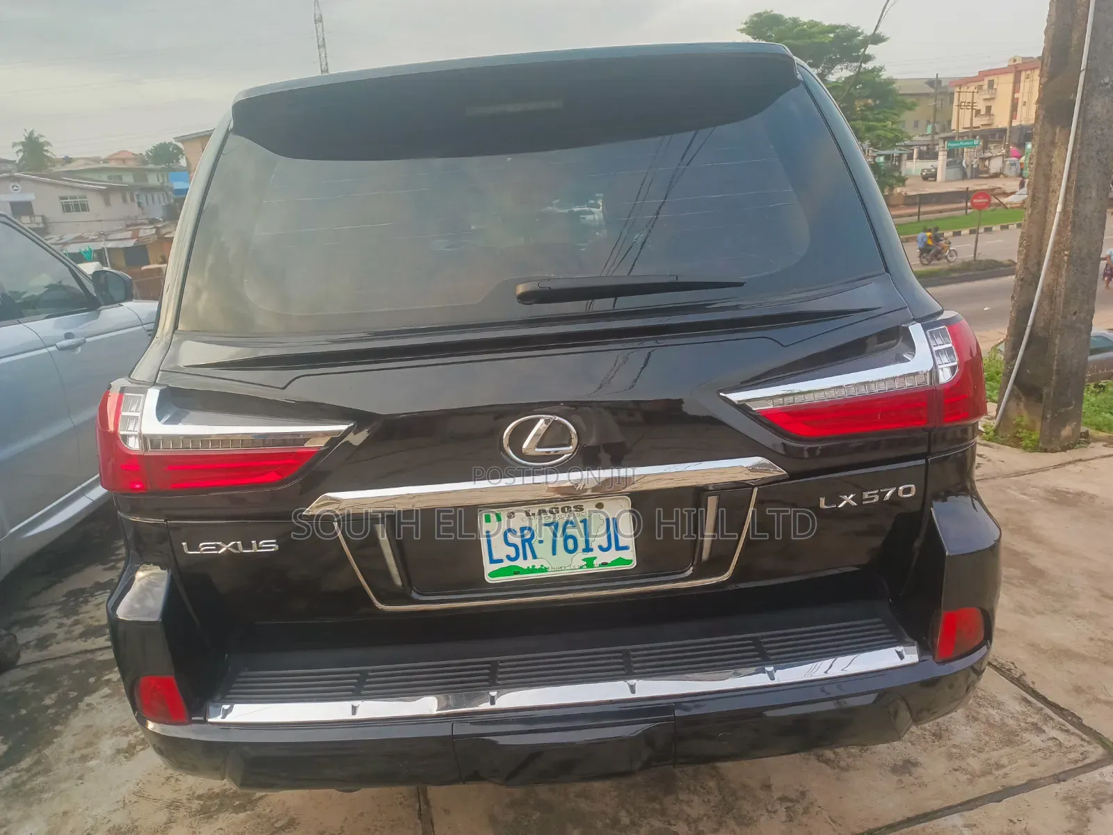 Lexus LX 2016 Black