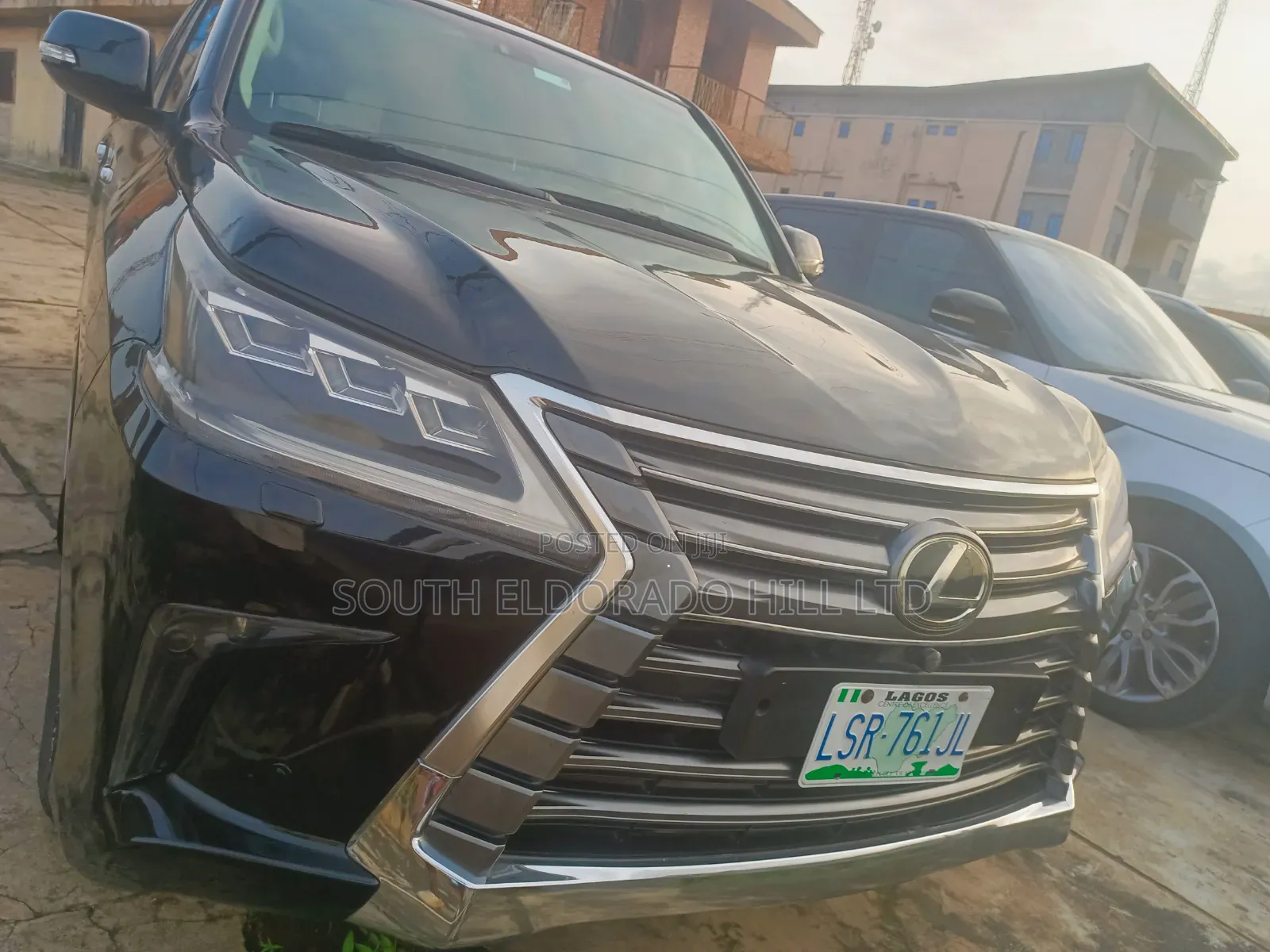 Lexus LX 2016 Black