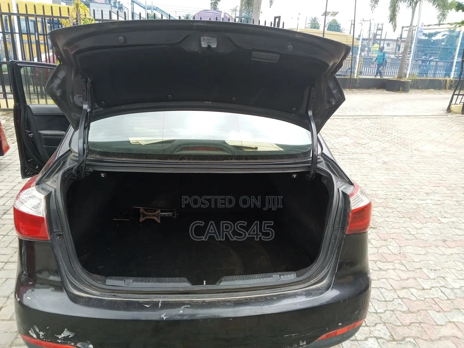 Kia Cerato 2014 Black