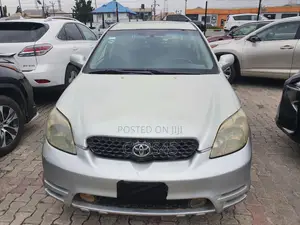 Toyota Matrix 2004 Silver