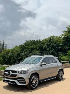 Mercedes-Benz GLE-Class GLE 350 4MATIC 2021 Gold