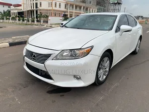 Lexus ES 2014 White