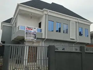 4bdrm Duplex in Oba Akran for sale