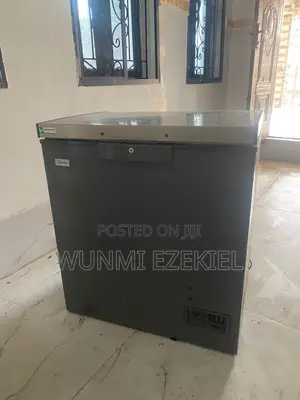 Fairly Use Syinix Chest Freezer 145liters
