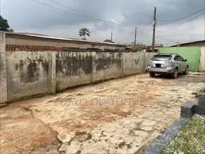 1bdrm Bungalow in Ikorodu Garage for rent