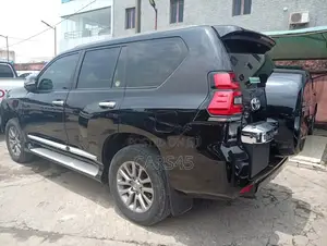 Toyota Land Cruiser Prado 2019 Black