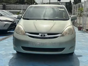Toyota Sienna XLE Limited 4WD 2007 Green