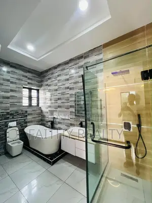 5bdrm Duplex in Ikota, Lekki for rent