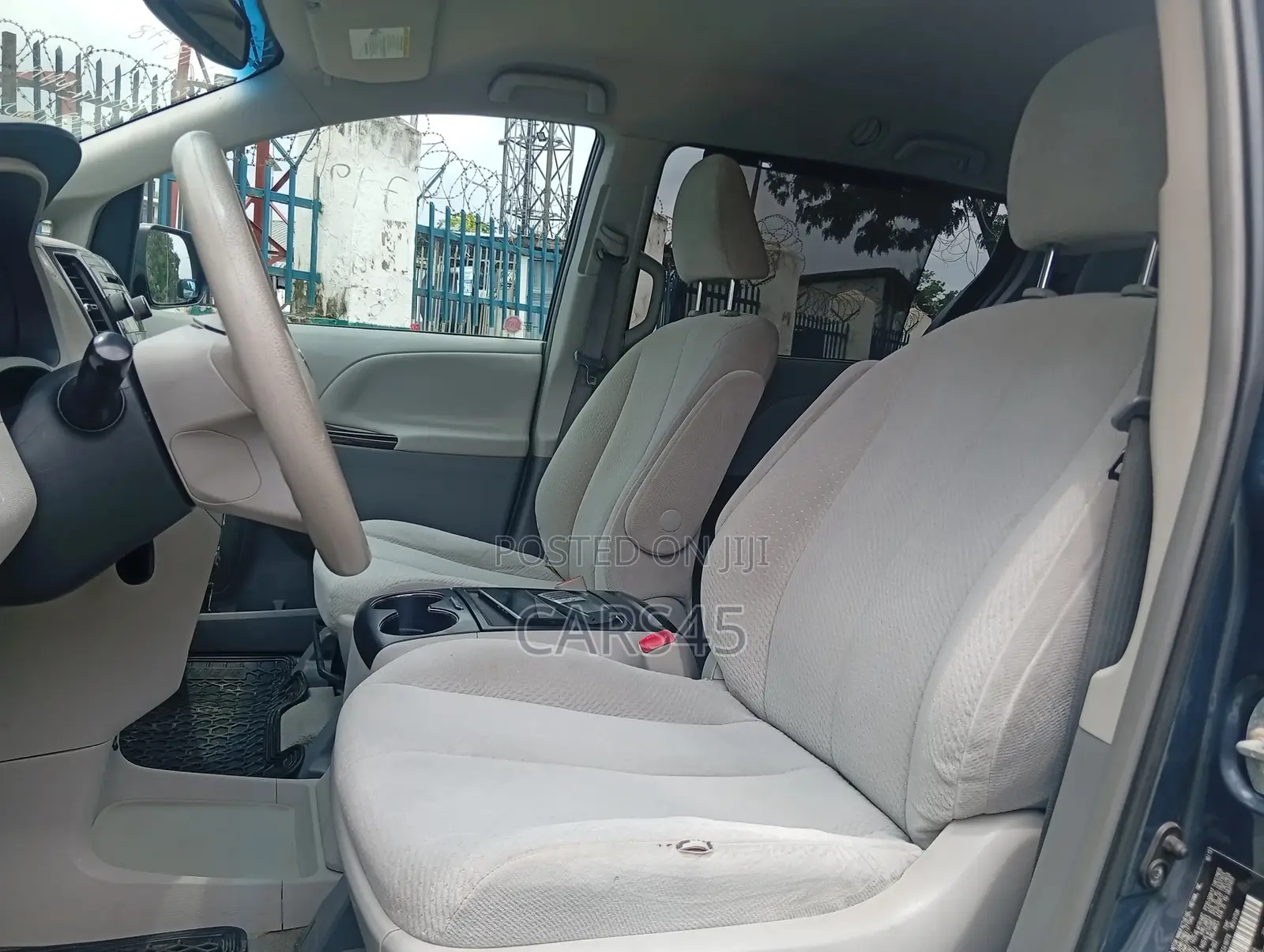 Toyota Sienna 2014 Black
