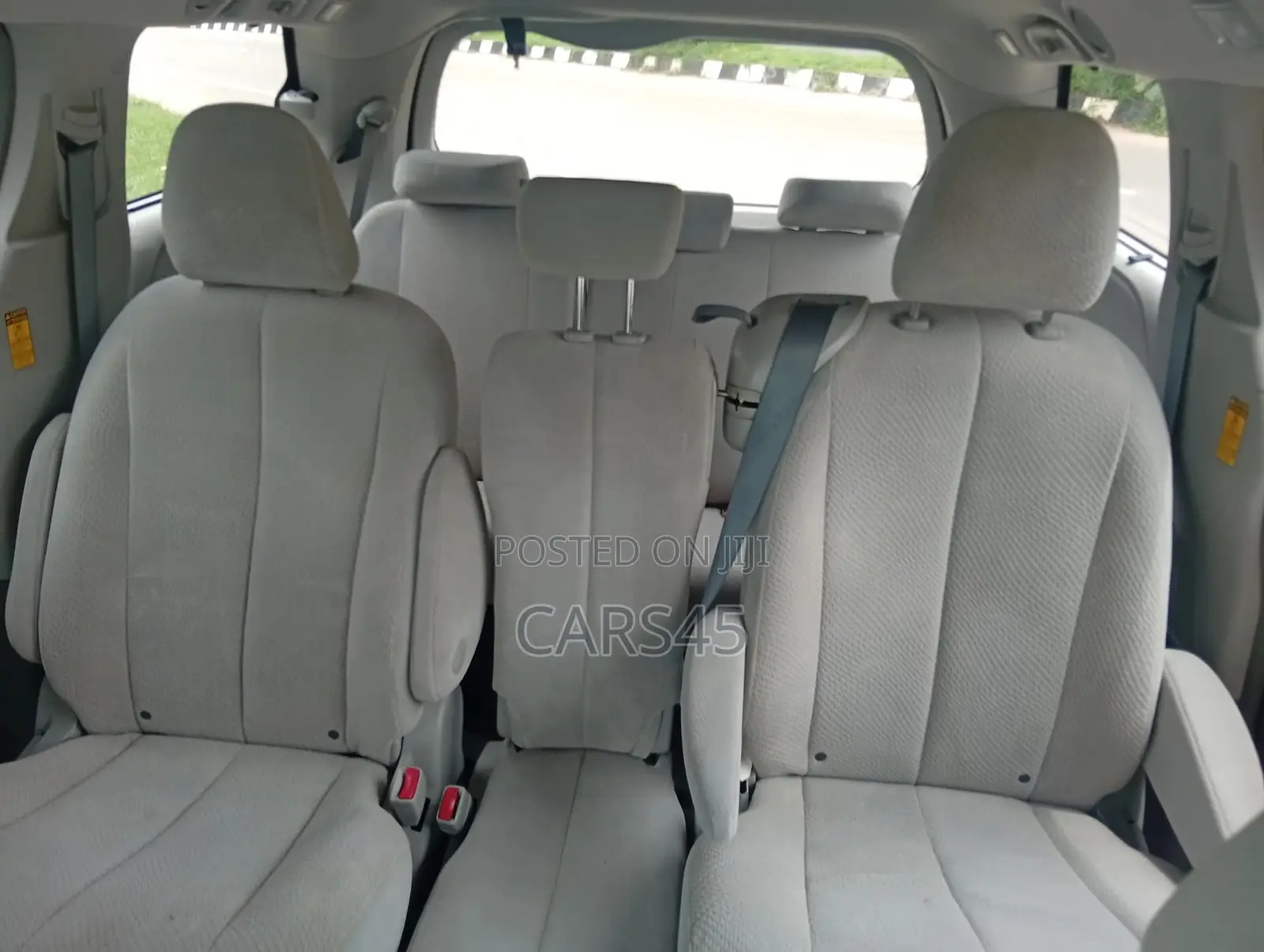 Toyota Sienna 2014 Black