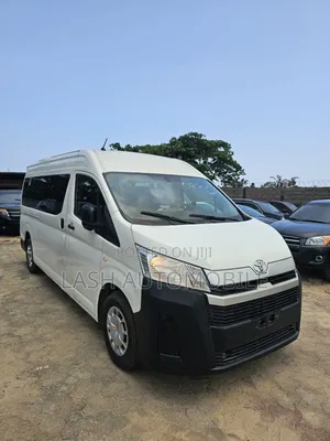 Toyota HiAce 2020 White