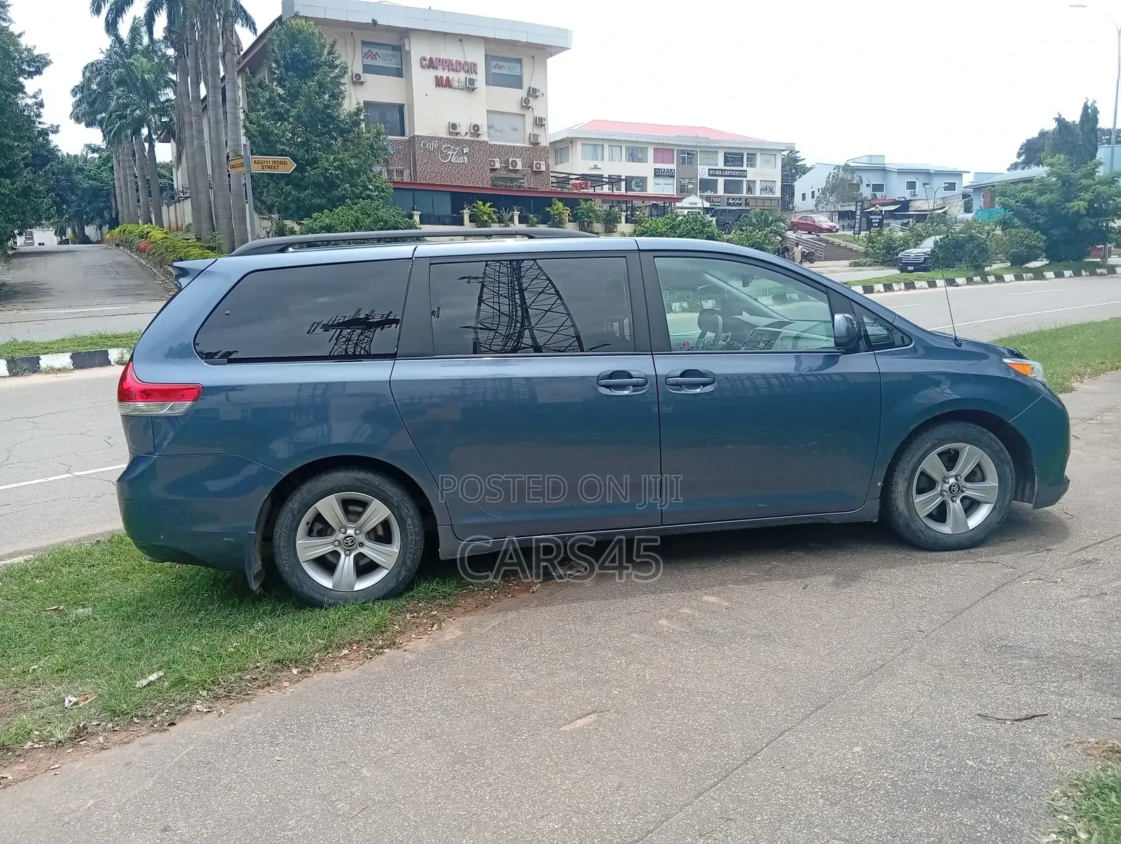 Toyota Sienna 2014 Black
