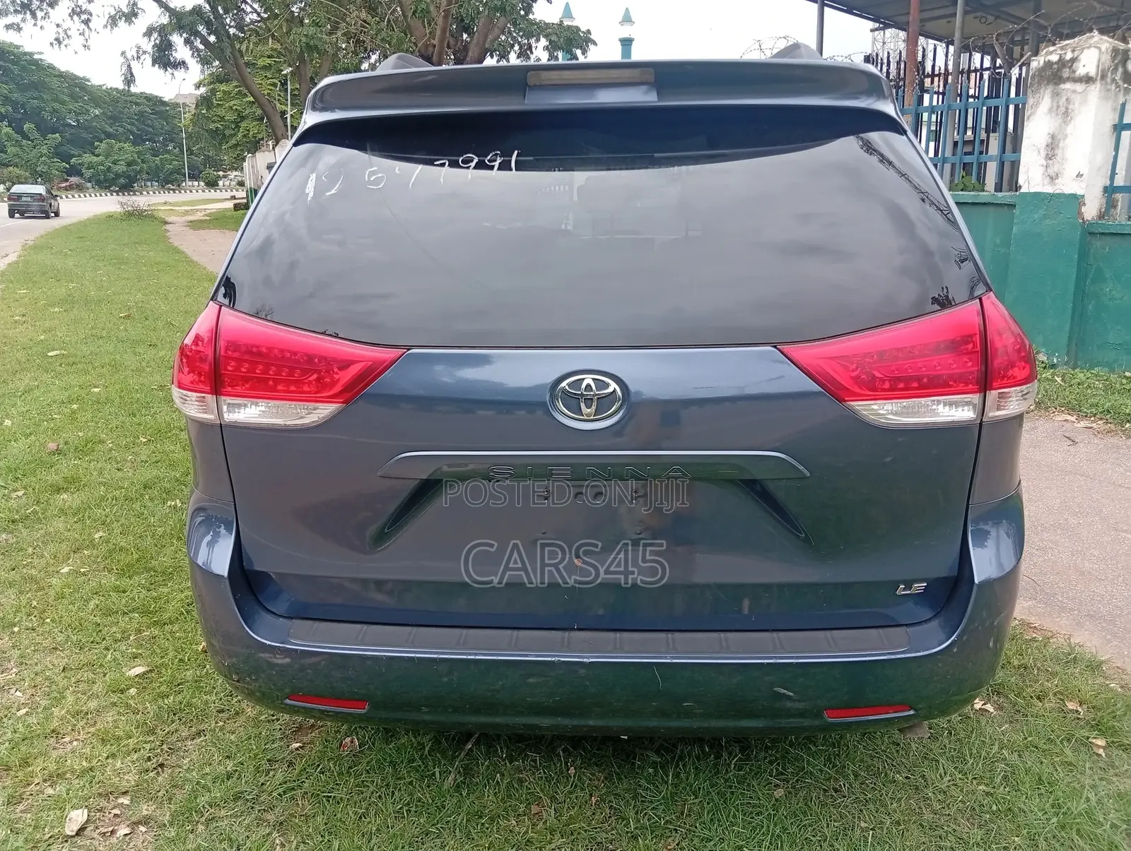 Toyota Sienna 2014 Black
