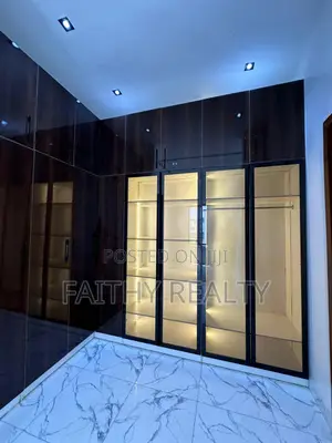 4bdrm Townhouse / Terrace in Ikate for rent