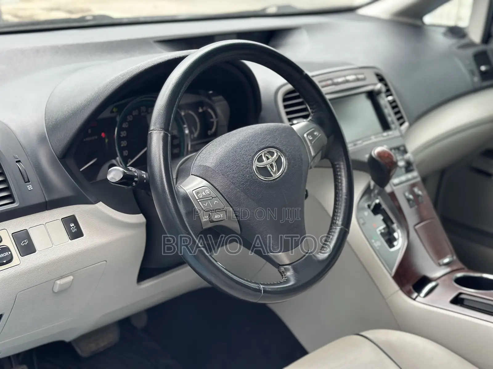Toyota Venza XLE 2010 Blue