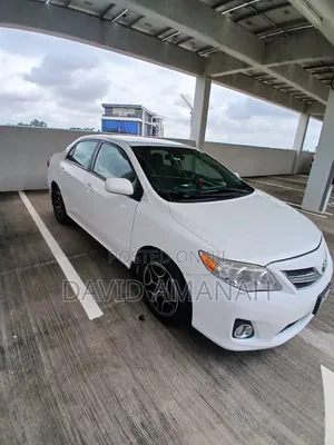 Toyota Corolla 2013 White