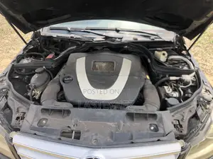Mercedes-Benz C300 2012 Black