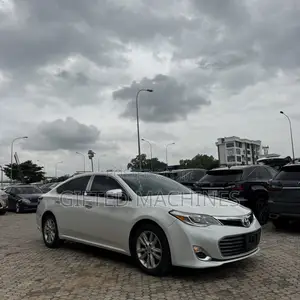 Toyota Avalon 2014 White
