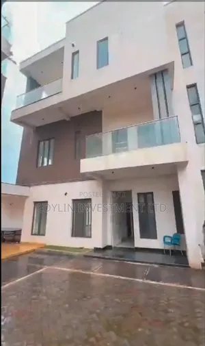 Exquisite 5Bedroom Semi-Detached Duplex for Sale @ Guzape FCT