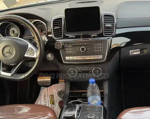 Mercedes-Benz GLE-Class 2018 Silver