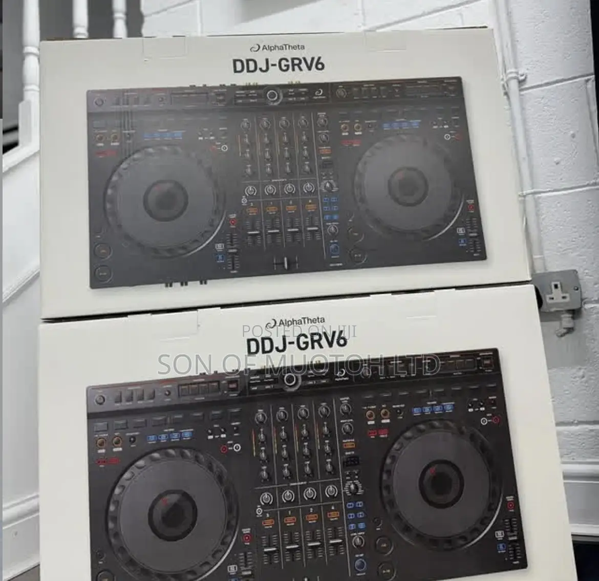 AlphaTheta DDJ-GRV6 Four Channels DJ Controller