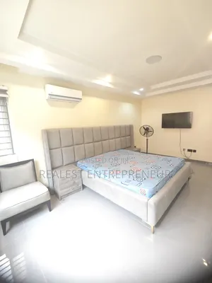 Furnished 3bdrm Block of Flats in Lekki Phase 1 for rent