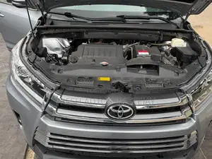 Toyota Highlander XLE V6 4x2 (3.5L 6cyl 6A) 2016 Gray