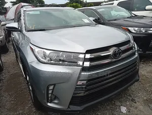 Toyota Highlander 2015 Gray