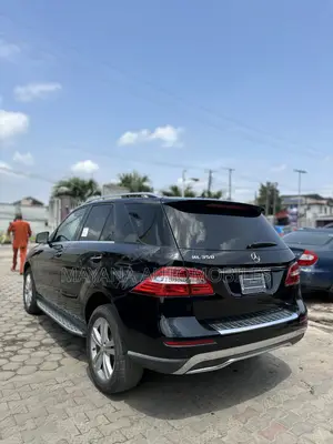 Mercedes-Benz M Class ML 350 4x2 2013 Black