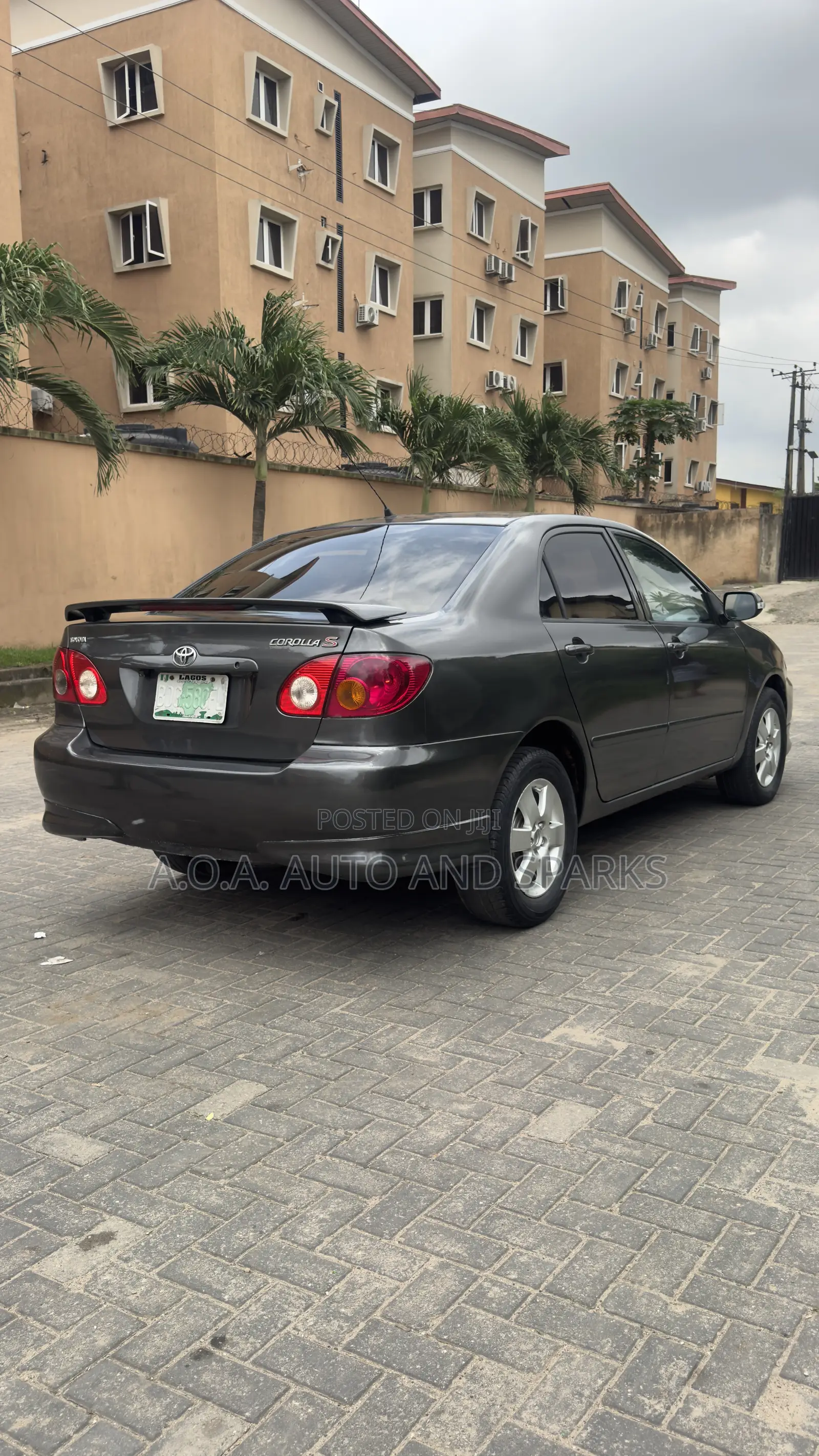 Toyota Corolla 2004 Gray