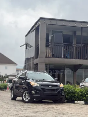 Hyundai Tucson 2011 Black