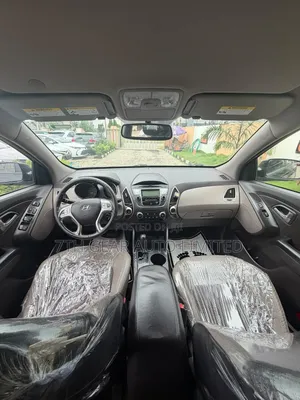Hyundai Tucson 2011 Black