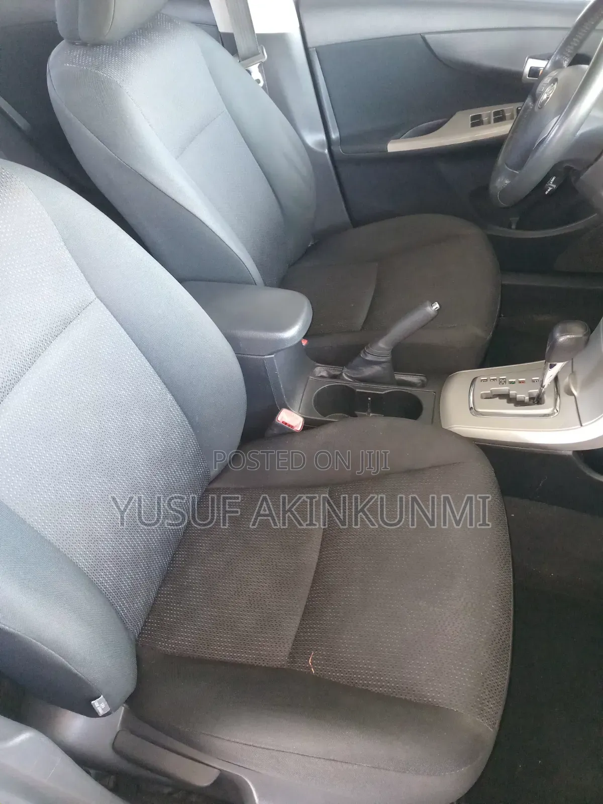 Toyota Corolla 2010 Gray