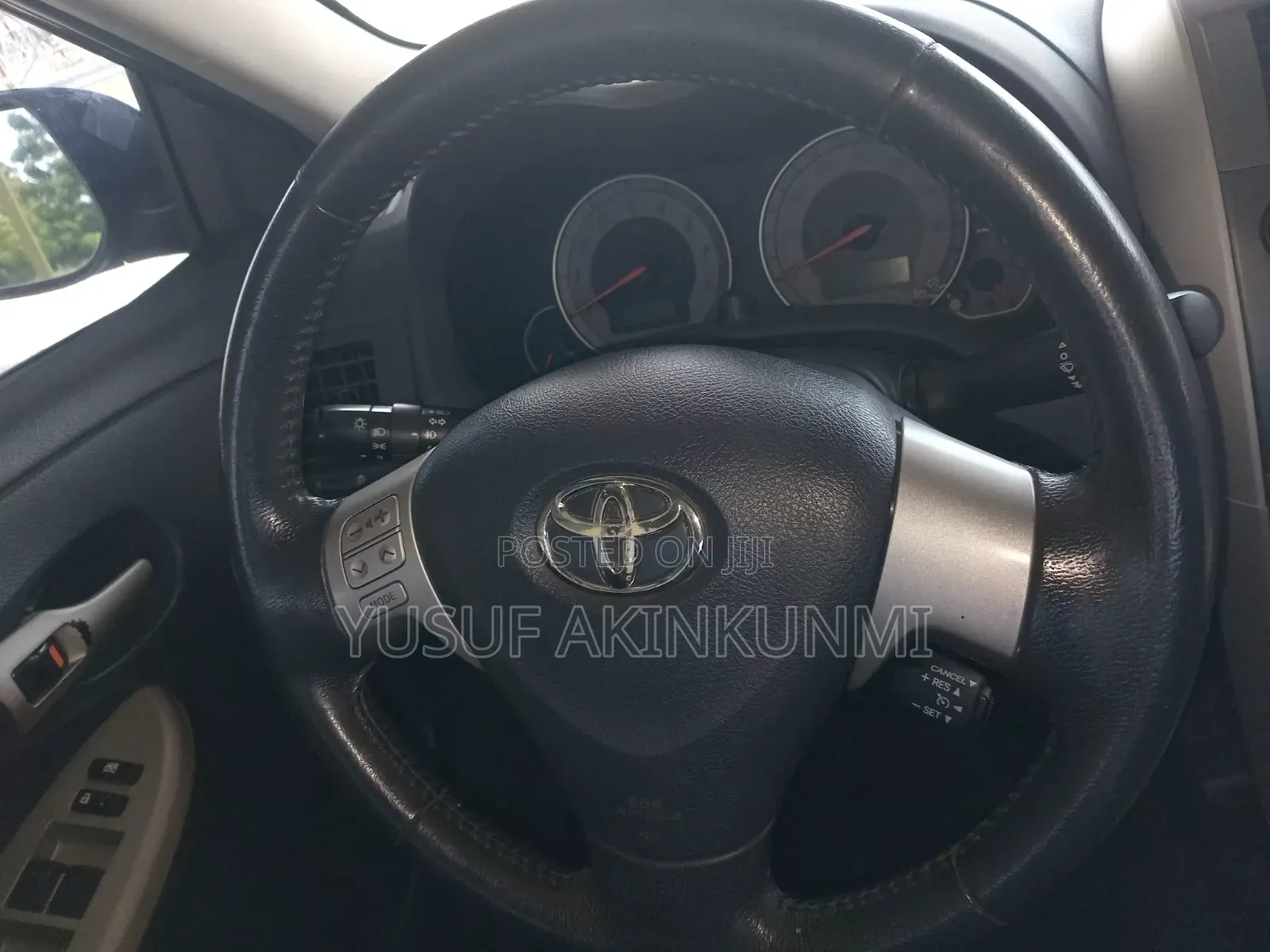 Toyota Corolla 2010 Gray