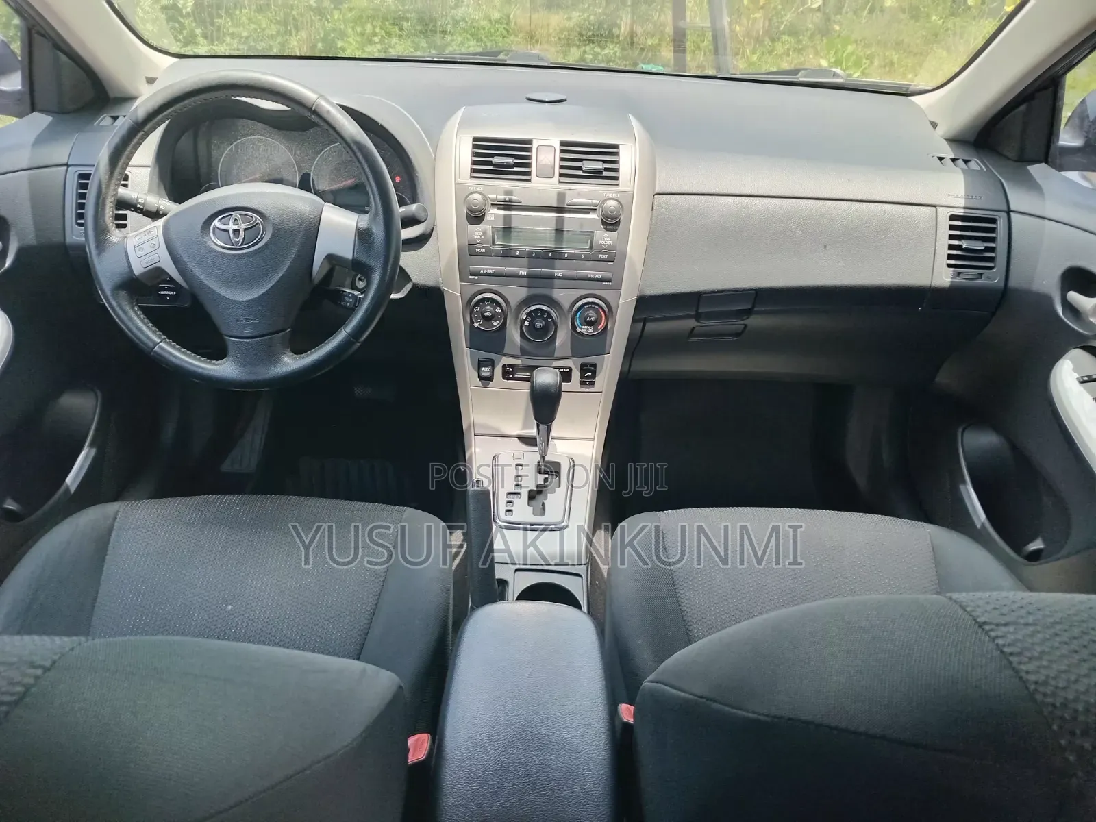 Toyota Corolla 2010 Gray