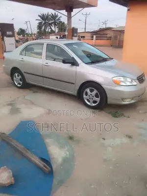 Toyota Corolla 2004 Silver
