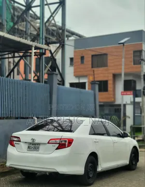 Toyota Camry 2014 White