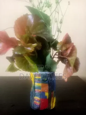 Multicolored Flower Vase (Avant Garde)