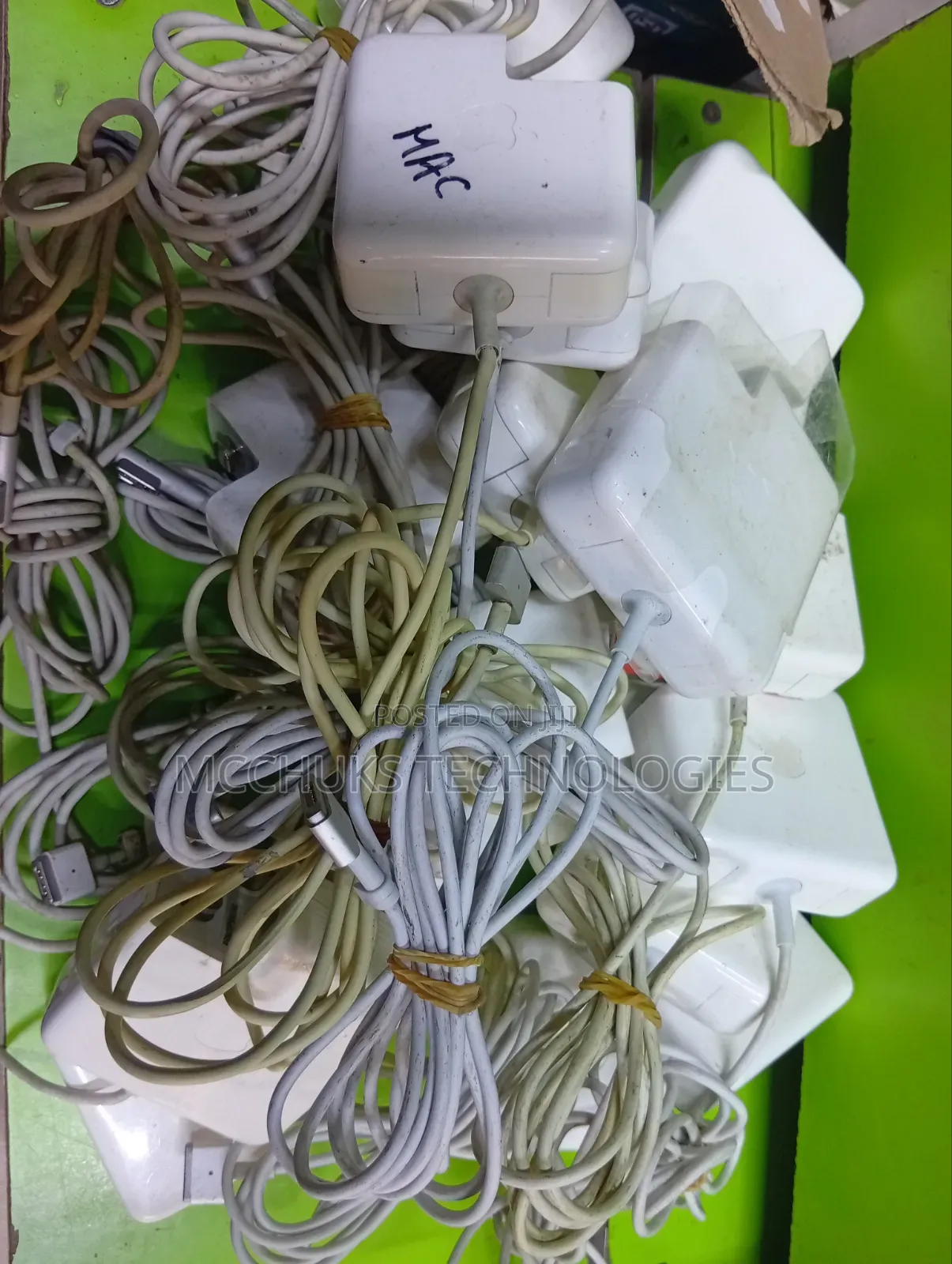 Apple Magsafe 2 Charger