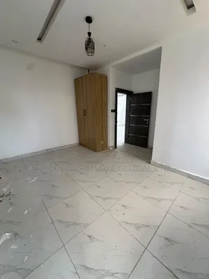 3bdrm Apartment in In An Estate Around for rent
