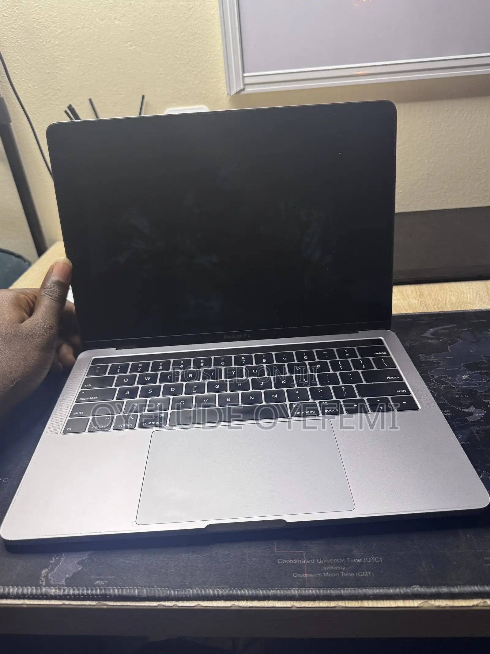 Laptop Apple MacBook 2018 16GB Intel Core i7 SSD 512GB