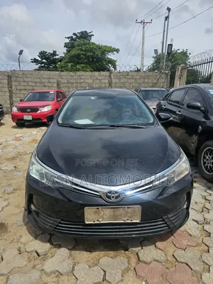 Toyota Corolla 2017 Black