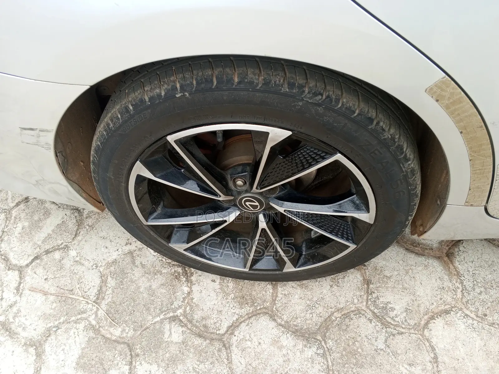 Lexus ES 2013 Silver