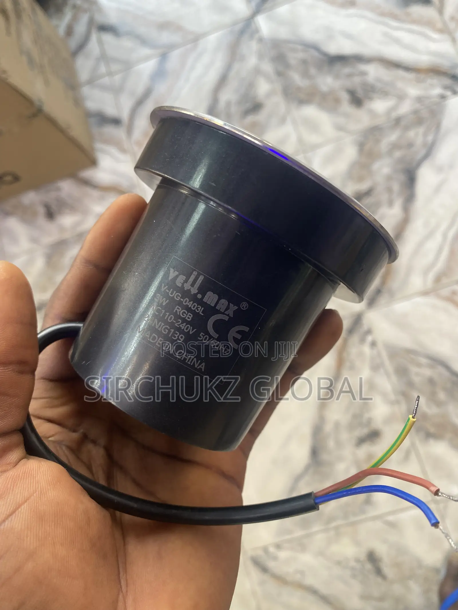 LED in-Ground Light (UNDErground)
