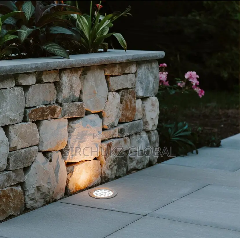 LED in-Ground Light (UNDErground)
